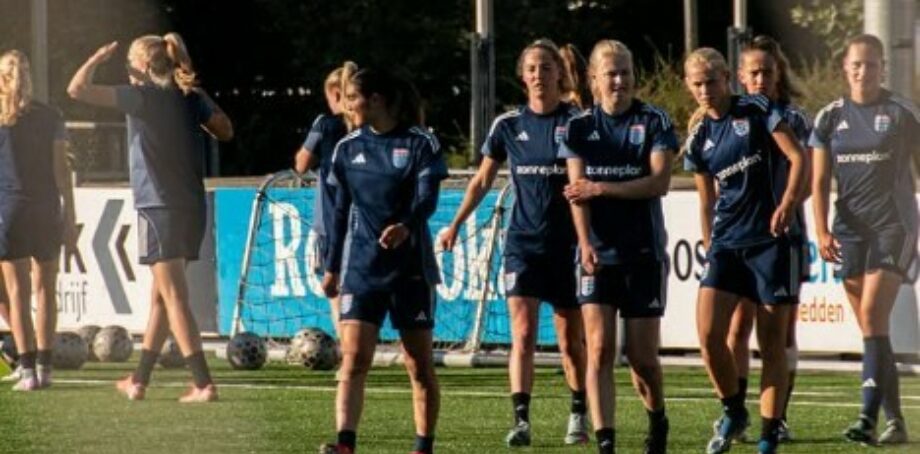 Zwolle Sport PEC Zwolle Vrouwennieuw06